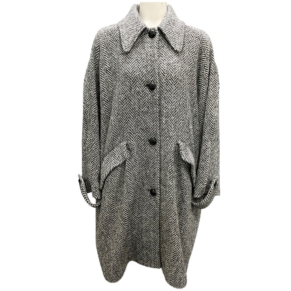 MAISON MARGIELA MM6 BLACK / WHITE OVERSIZED CHEVRON TWEED COAT - Picture 1 of 5